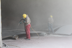 Blasting Equipment-Deadman Nozzle, Hose,
Blasting Wear c/w helmet and glove